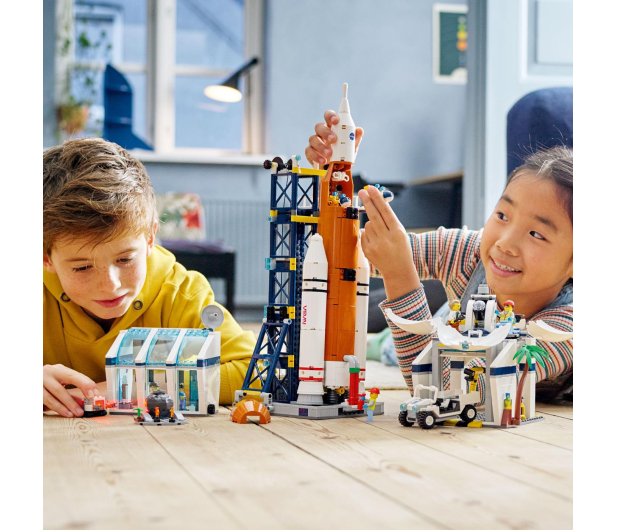 LEGO City 60351 Start rakiety z kosmodromu - 1035635 - zdjęcie 2